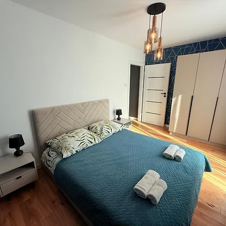 Boulevard Vistula Swimming Pool, Sauna, Gym & Parking Apartment