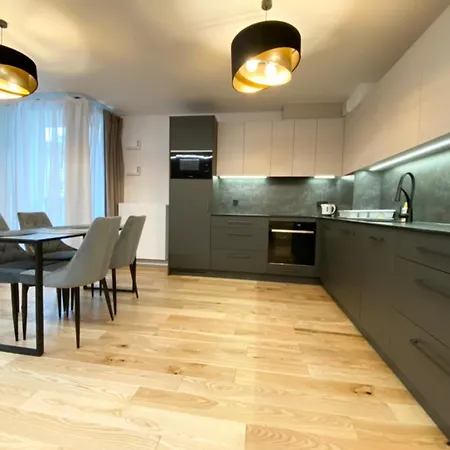 Boulevard Vistula Swimming Pool, Sauna, Gym & Parking Apartment